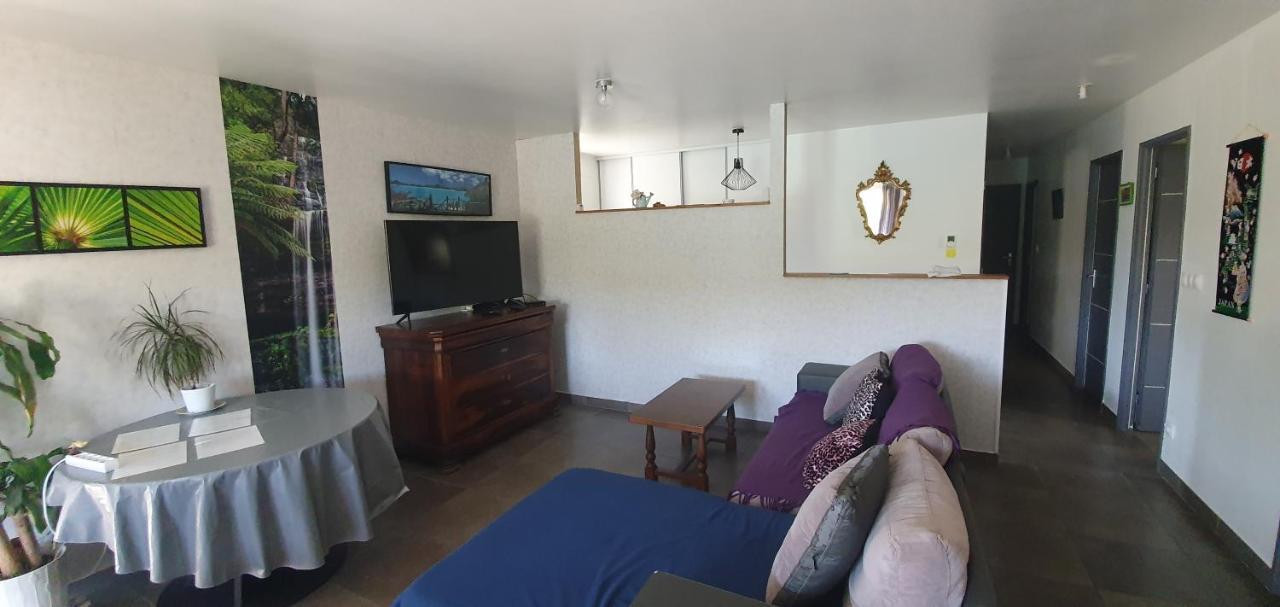 2 Vraies Chambres Privees Au Calme Dans Villa De Campagne Plain-Pied 105M2 Avec Piscine A Montfaucon Montfaucon  Екстер'єр фото